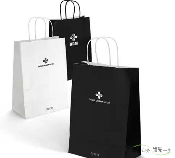 常用手提袋印刷材質的優(yōu)缺點？